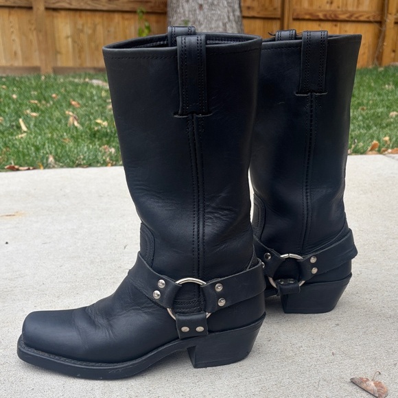 Frye Harness 12R Black Leather Boots - Picture 3 of 11